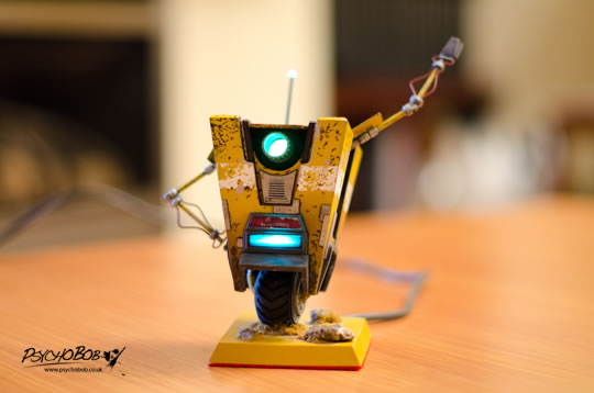 Psychobob氏が立体化した Claptrap フィギュアの仕上がりが素晴らしい おまけ Doope